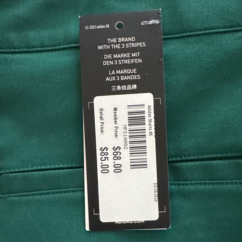 Adidas Men's Shorts NWOT - never worn size 36 - Picture 7 of 7